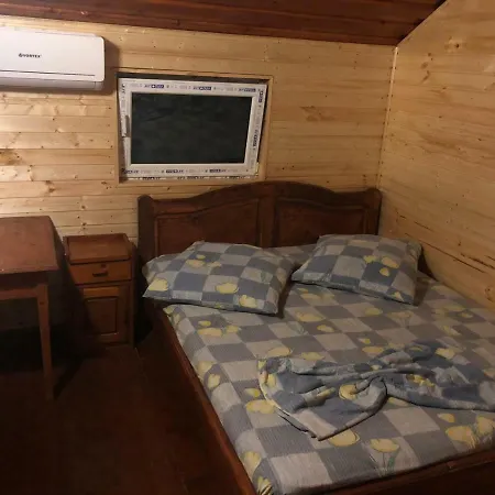 Amira Guest house